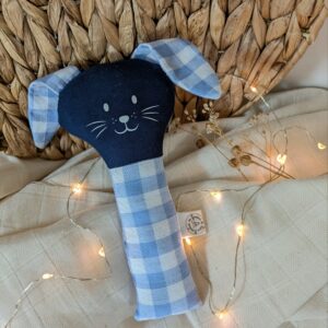 Hochet lapin vichy bleu