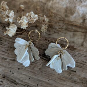 boucles d'oreilles pétales