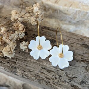 boucles d'oreilles pétunia blanche